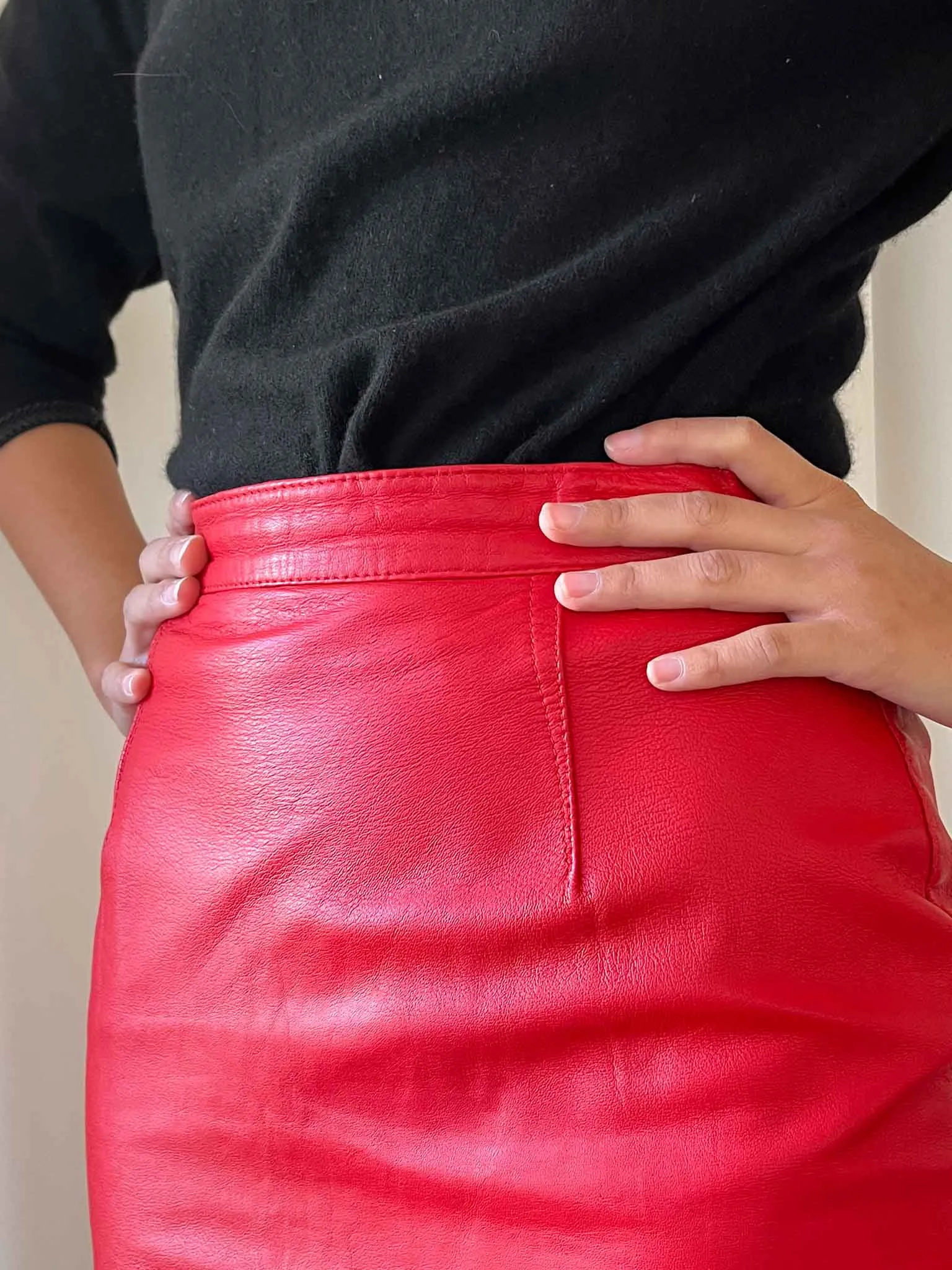 80s Red Leather Midi Skirt | XS