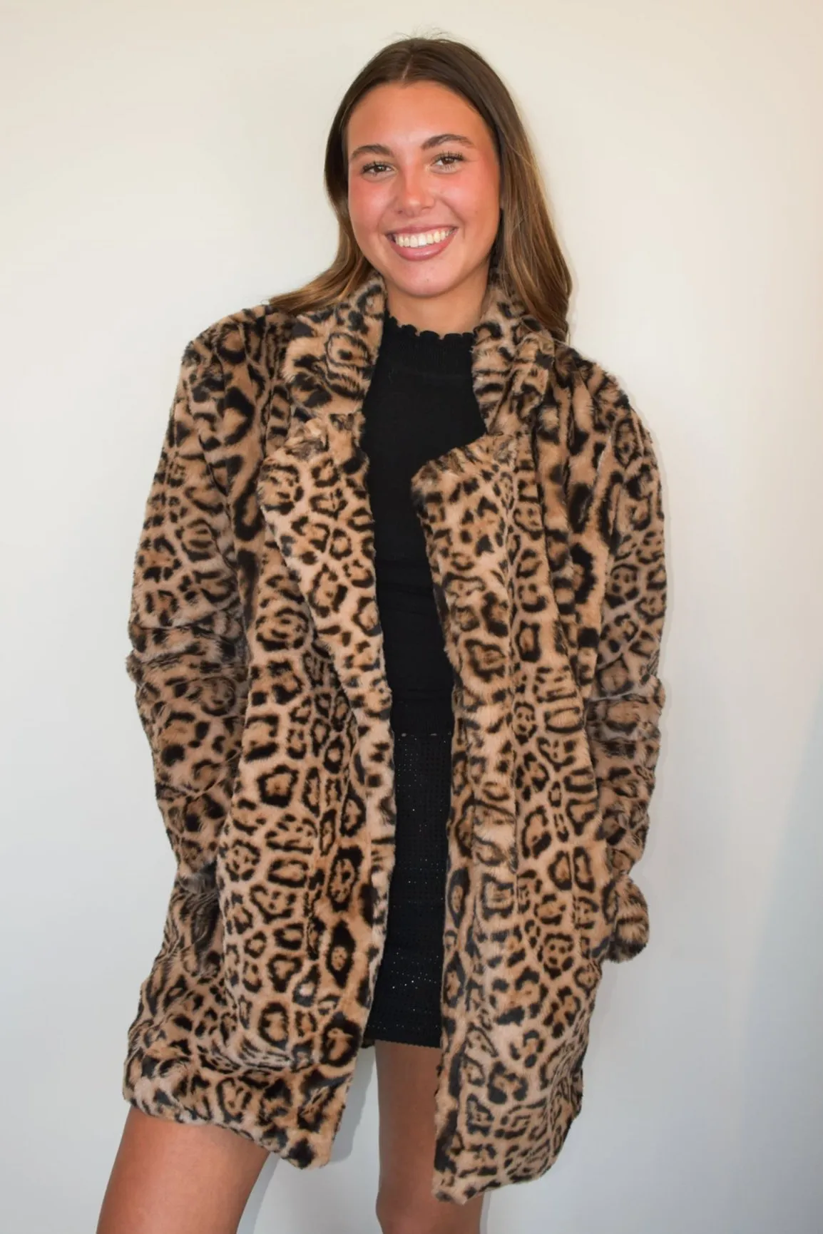 Chic Leopard Faux Fur Coat