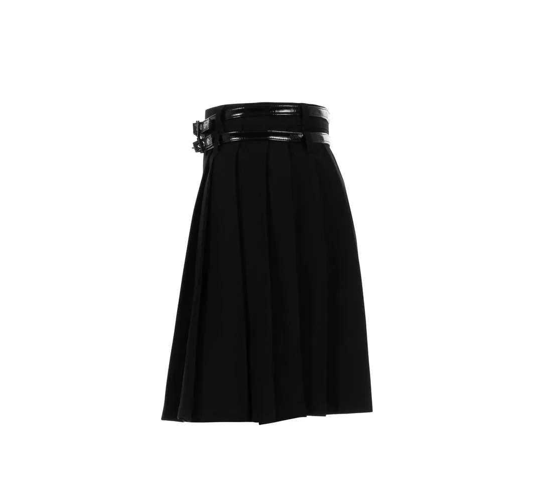 Chic Pleated Skirt with Detachable Belt and Pendant