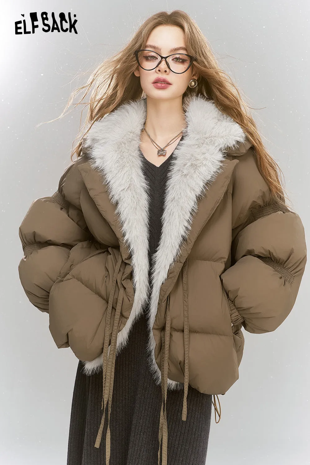 ELFSACK 2024 Winter New Arrivals Fake fur collar stitching down jacket women raglan long sleeve warm coat