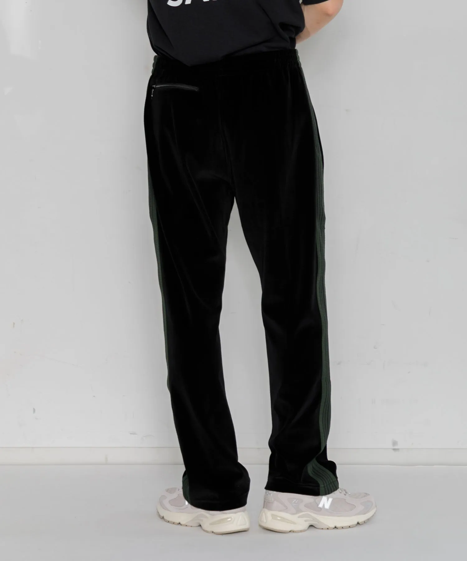 【MEN , WOMEN】NEEDLES Narrow Track Pant - C/Pe Velour