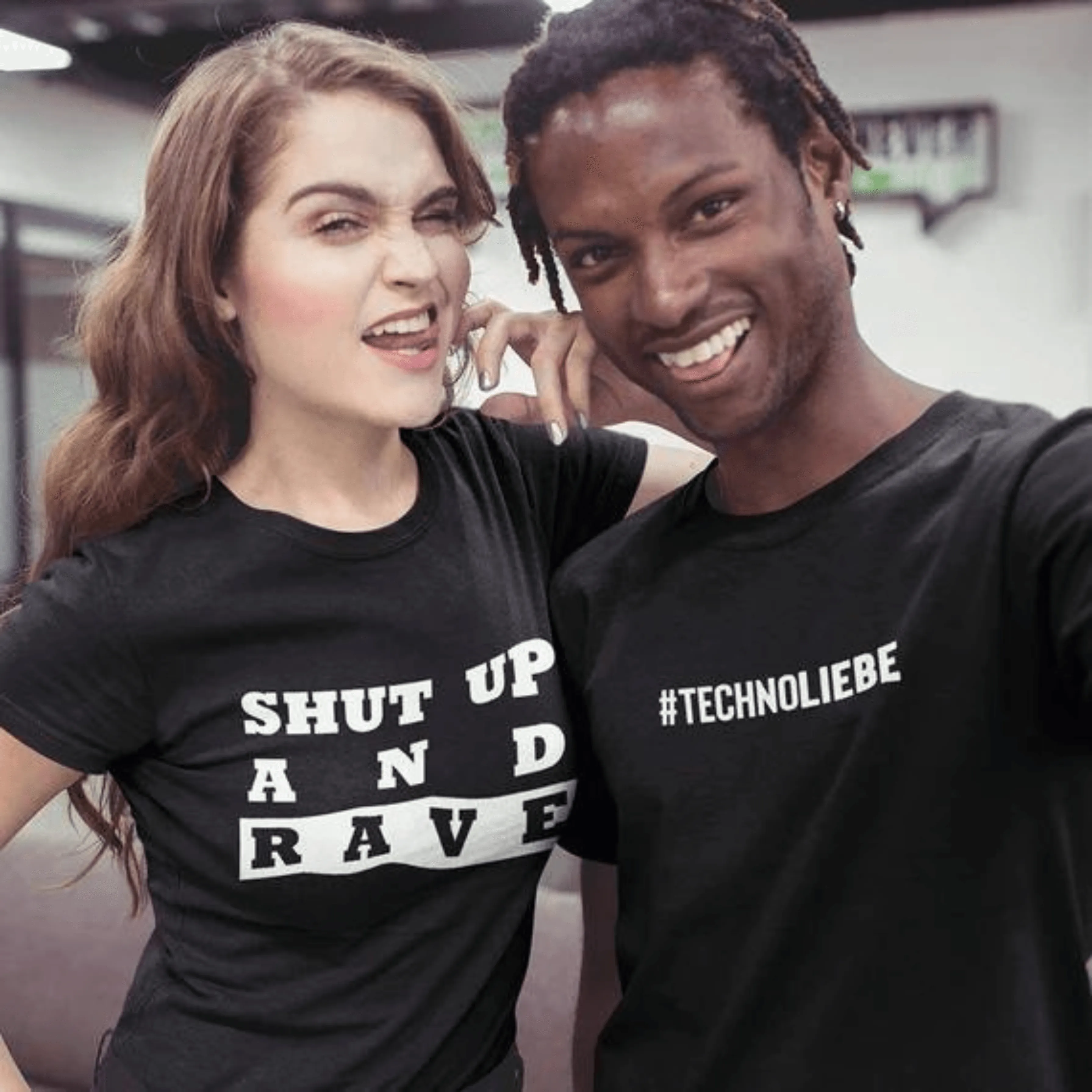 Shut Up And Rave T-Shirt (schwarz / Frauen)