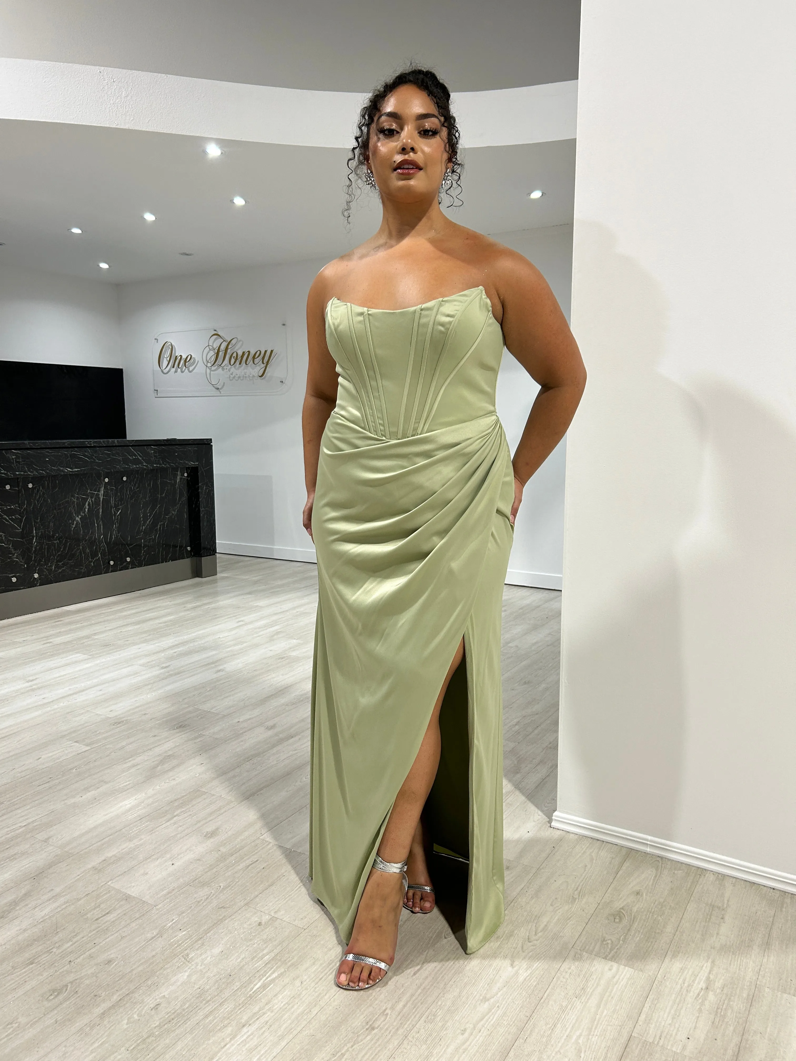 TYRA Off-Shoulder Removable Strap Boned Corset Satin Bridesmaid Prom Dress