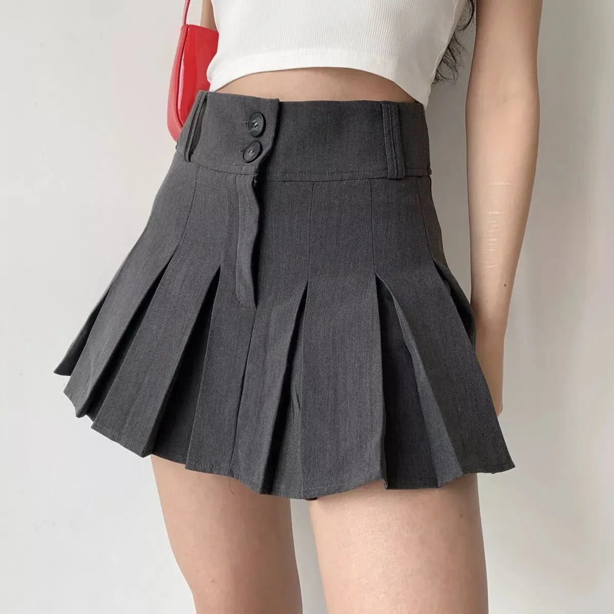 Wenkouban - Campus Drama Button Pleated Skirt